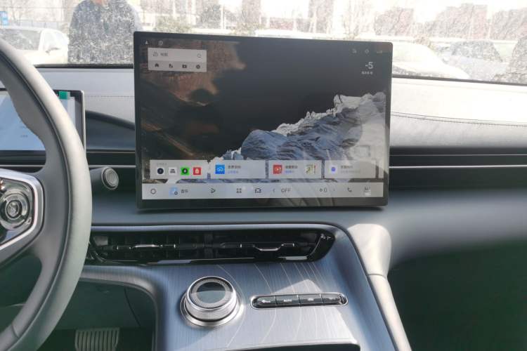 Used  E5 2026 Model 530km Launch Edition
