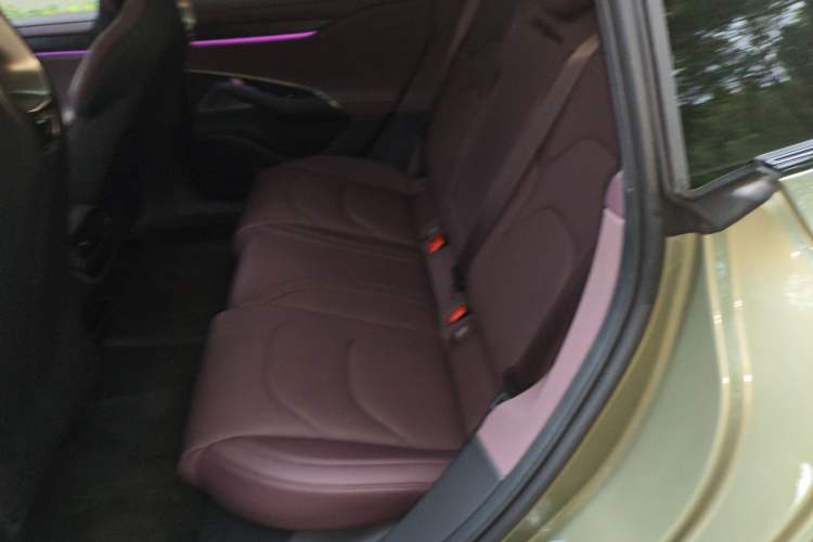 Used  SU7 2024 Four-Wheel Drive Ultra-Long Range Advanced Intelligent Driving Max Edition
