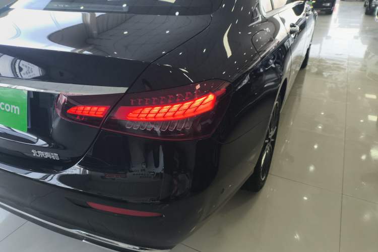 Used Mercedes-Benz E-Class 2023 Facelift E 260 L