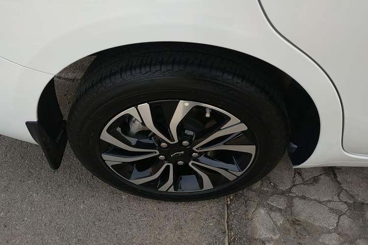 Used Chevrolet Monza 2022 Light Hybrid RS 330T Automatic Comfort Edition