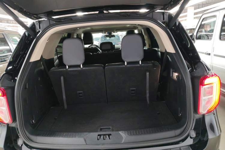 Used Ford Explorer 2022 EcoBoost 285 Four-Wheel Drive 30th Anniversary Edition 7 Seats