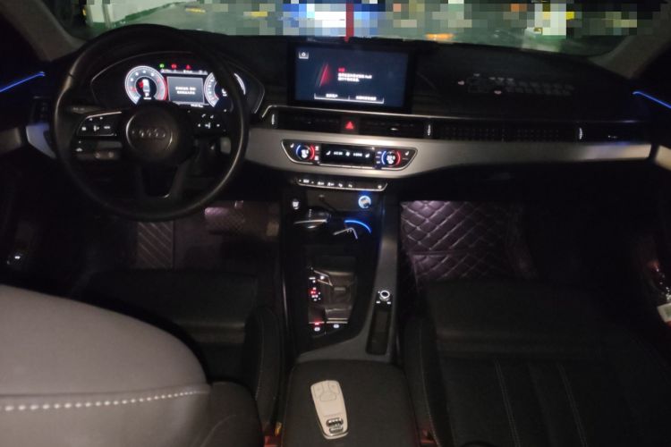 Used Audi A4L 2020 40 TFSI Luxury Dynamic Model
