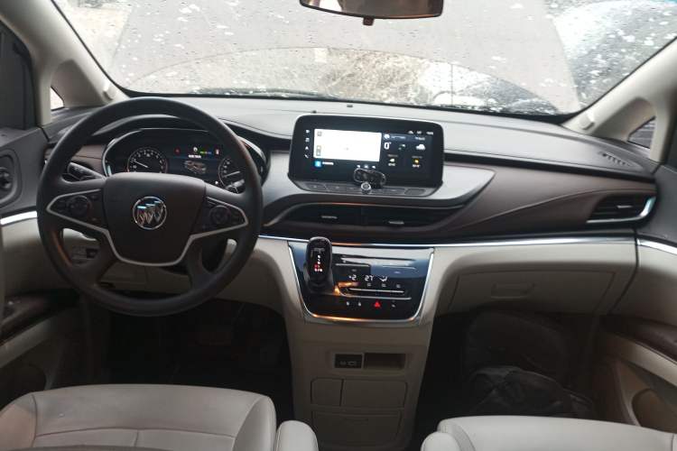 Used Buick GL8 2023 Land Executive Class Smart Enjoyment Model
