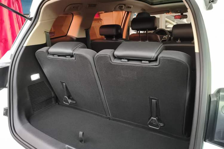 Used BYD Song MAX 2017 1.5T Automatic Smart Connect Elite 7-Seater