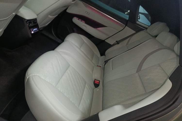 Used Zeekr 001 2025 YOU Edition 100 kWh All-Wheel Drive