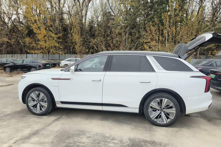 Used Hongqi E-HS9 2022 690 km Range Flagship Edition Six Seats
