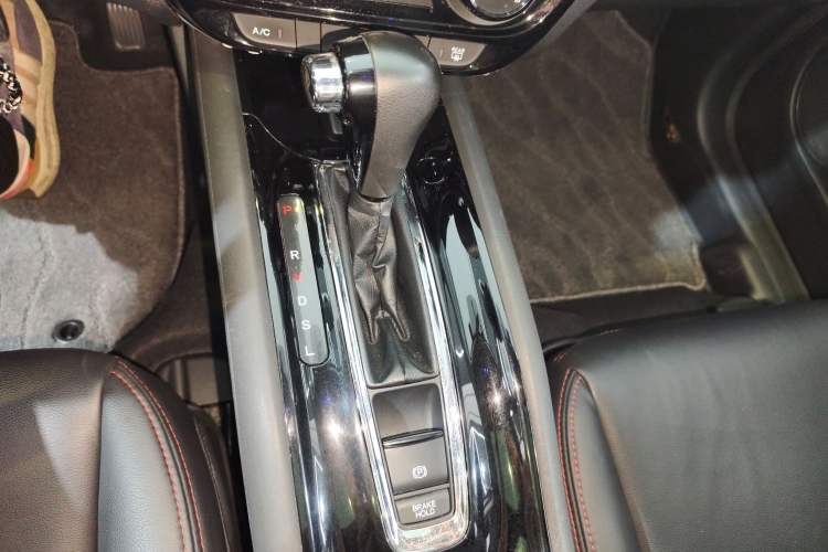 Used Honda Vezel 2020 1.5L CVT Elite Edition