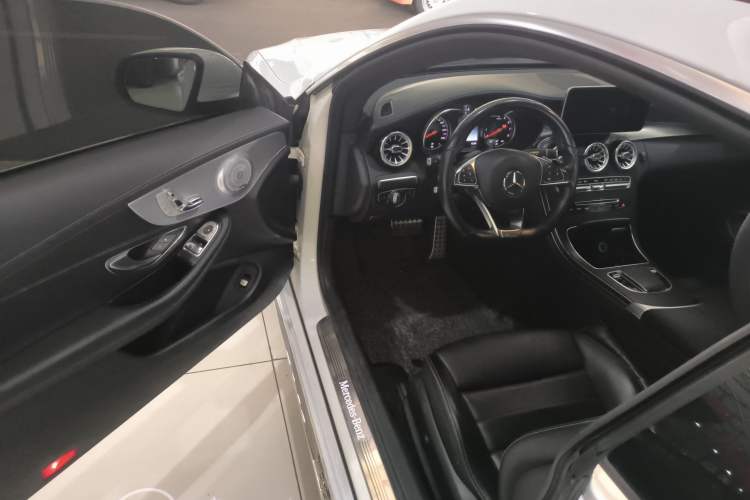 Used Mercedes-Benz C-Class 2017 C 200 4MATIC Coupe