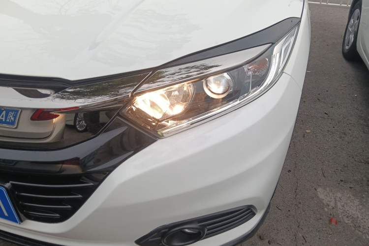 Used Honda Vezel 2020 1.5L CVT Elite Edition
