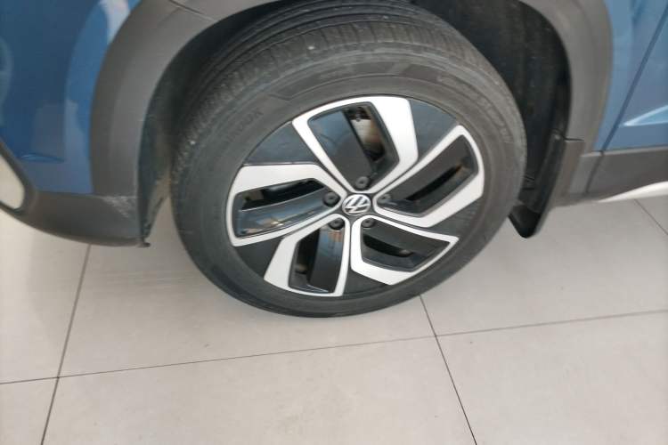 Used Volkswagen Tharu 2023 300TSI Two-Wheel-Drive Full Moon Edition
