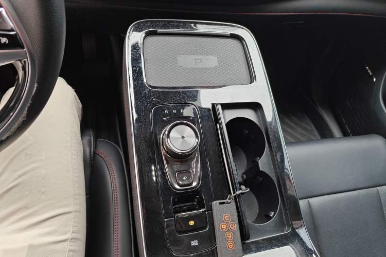 Used AION V 2021 Plus 70 Smart Technology Edition Lithium Iron Phosphate
