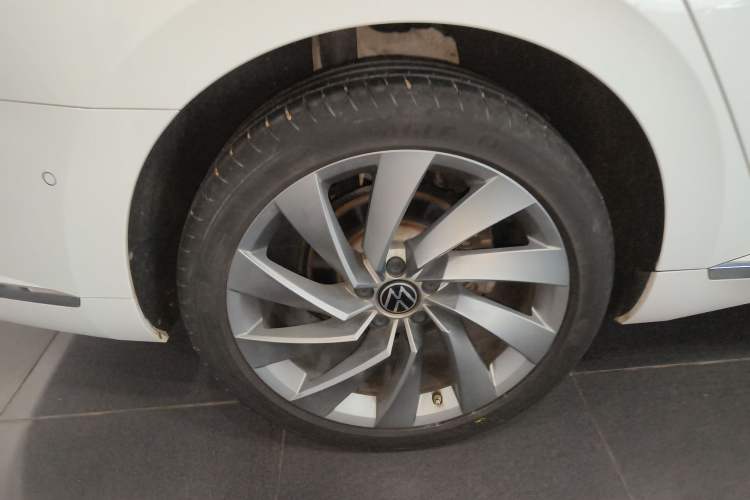 Used Volkswagen FAW-Volkswagen CC 2023 380TSI Striking Edition
