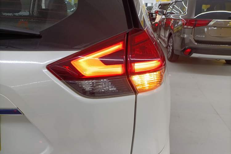 Used Nissan X-Trail 2017 2.0L CVT Comfort Edition 2WD