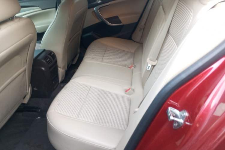 Used Buick Regal 2015 2.0L Leading Fashion Edition
