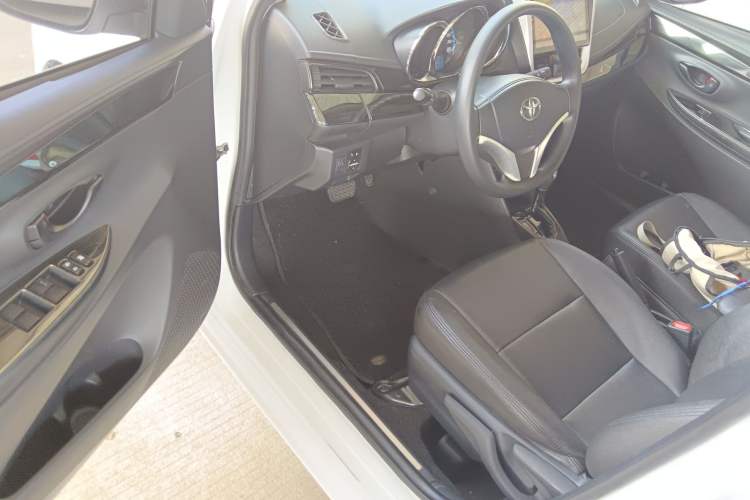 Used Toyota YARiS L 2019 1.5E CVT Dynamic Edition China VI compliant
