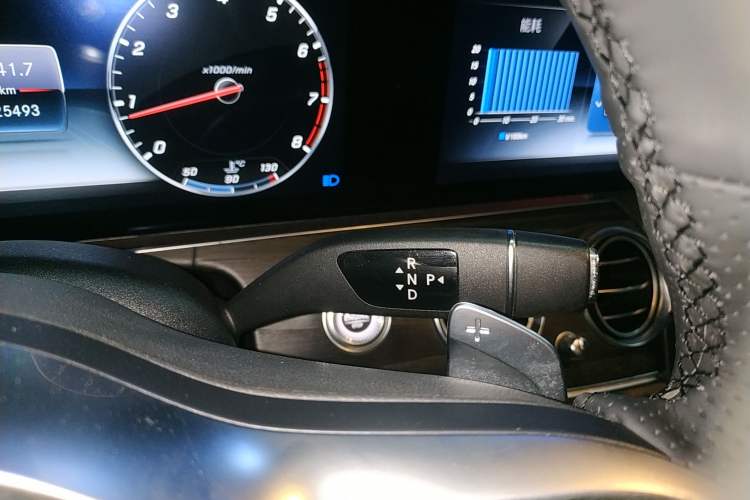 Used Mercedes-Benz E-Class 2020 E 300 L Sporty and Stylish Model
