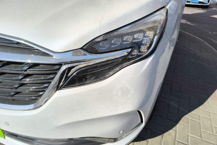 Used Buick GL8 2022 ES Land Cruiser 653T Luxury Model