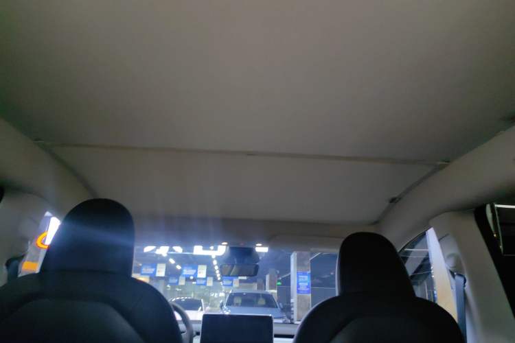 Used Tesla Model Y 2024 Rear-Wheel-Drive Version
