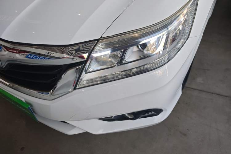 Used Honda Crider 2015 1.8L automatic comfort version
