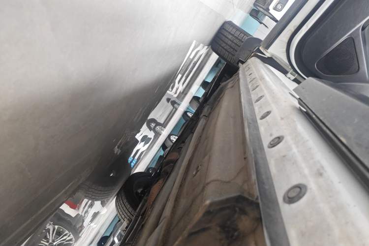 Used Venucia T90 2018 2.0L CVT Smart Connect Fashion Edition China VI Standard
