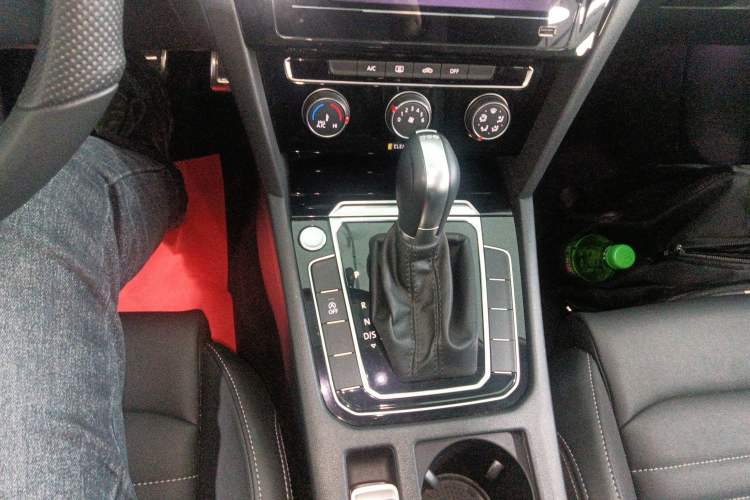 Used Volkswagen Magotan 2025 Zhongxiang Version 280TSI DSG Comfort Edition