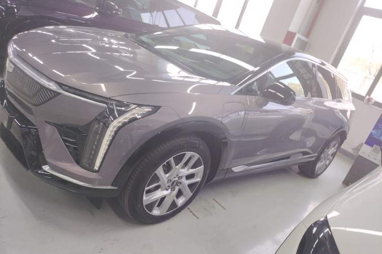 Used Cadillac OPTIQ 2024 Four-Wheel Drive Long-Range Version
