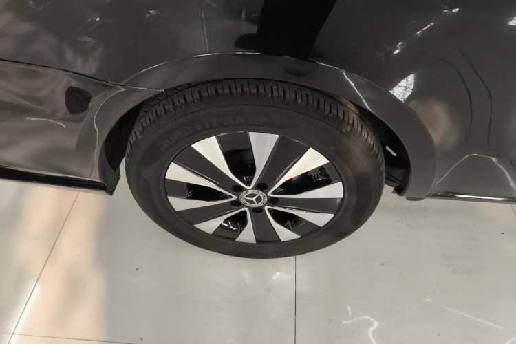 Used Mercedes-Benz Vito 2023 2.0T Elite Version 7 Seats