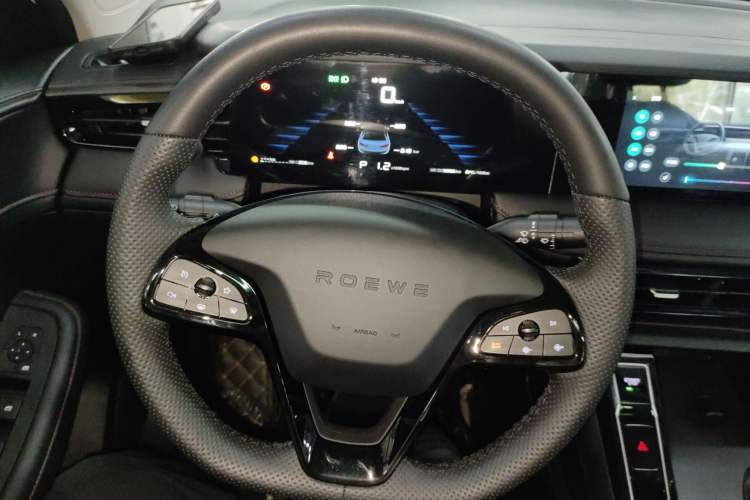 Used Roewe i5 2023 1.5L CVT Luxury Edition
