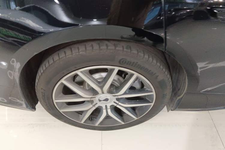 Used Denza Z9 2024 1100 km Four-Wheel Drive Max Version