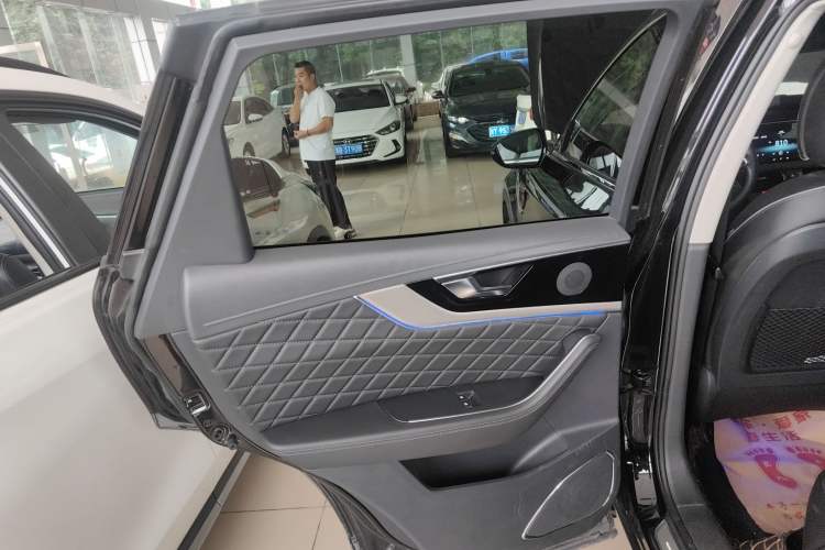 Used Hongqi HS5 2019 2.0T Smart Connect Flagship All-Wheel-Drive Version