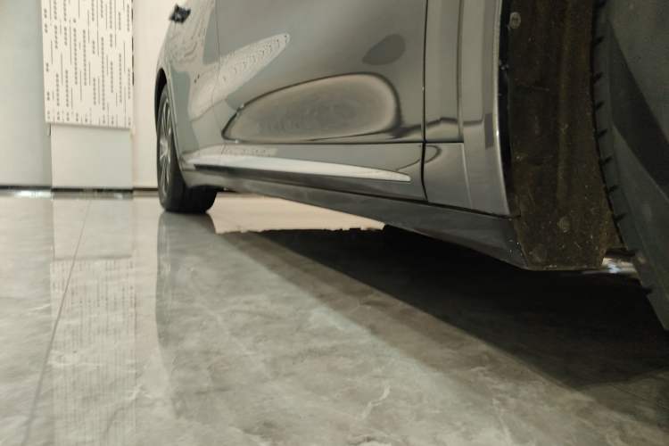 Used Hima Luxeed R7 2025 Range-Extended Version 251 km Max
