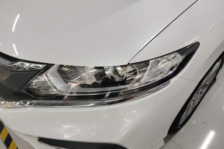 Used Honda Jade 2017 1.8L automatic Comfort version 5 seats
