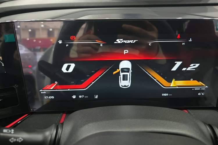 Used Changan X5 PLUS 2024 1.5T DCT ZhiZun Version