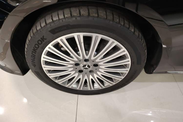 Used Mercedes-Benz E-Class 2023 Updated E 300 L Fashion Edition