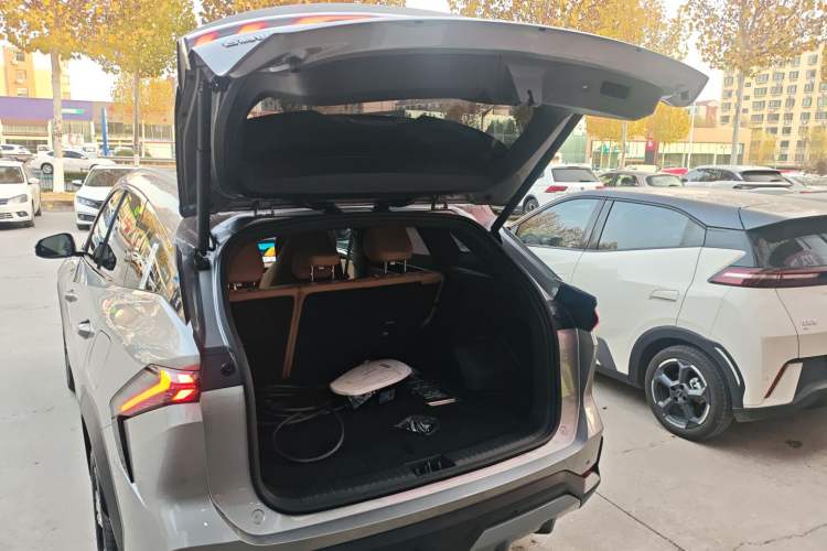 Used  L7 2025 EM-i 115km Exploration Edition
