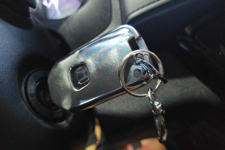 Used Honda Vezel 2015 1.5L CVT two-wheel drive Comfort trim
