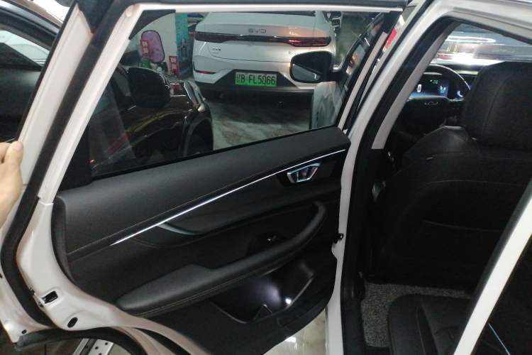 Used Chery Tiggo 8 2023 Kunpeng Edition 290TGDI Automatic Excellence Model
