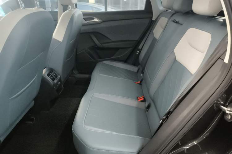 Used Volkswagen Tharu 2024 300TSI Two-Wheel-Drive Full Moon Edition