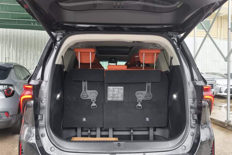 Used FORTHING Xinghai V9 2024 1.5TD 200km Qingyunti Series Premium Version
