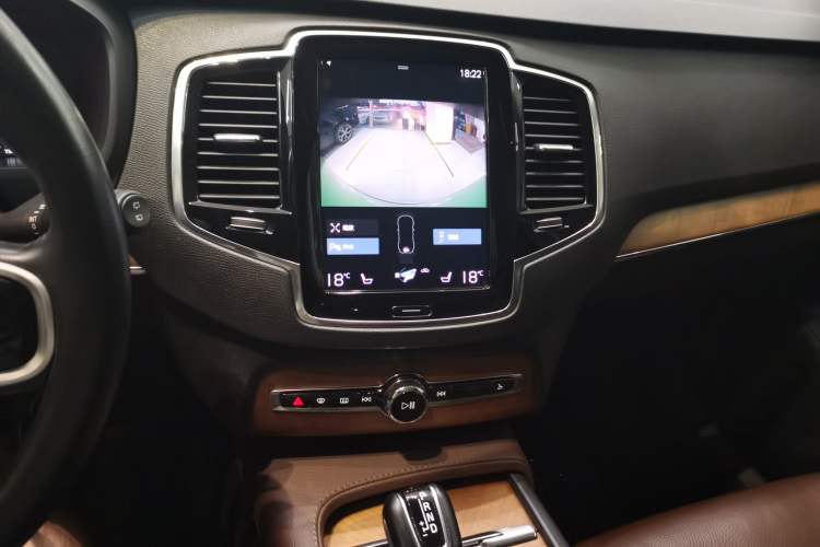 Used Volvo XC90 2020 Facelifted T6 Zhiyi Luxury 7-Seater
