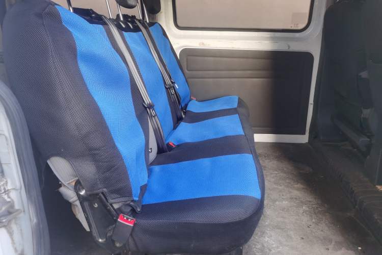 Used Ford Transit 2017 2.0T Gasoline Multi-Purpose Commercial Vehicle Short Wheelbase Low Roof China V Standard