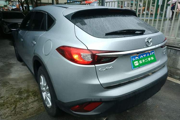 Used Mazda CX-4 2018 2.0L Automatic Two-Wheel Drive Blue Sky Dynamic Version China V Standard
