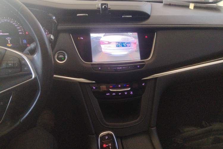 Used Cadillac XT5 2016 25T Luxury Model