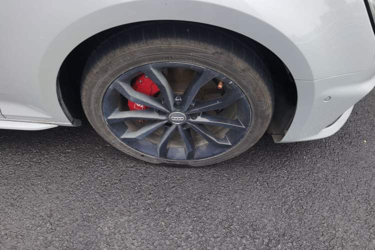 Used Audi A4L 2018 30th Anniversary Edition 40 TFSI Fashion Model