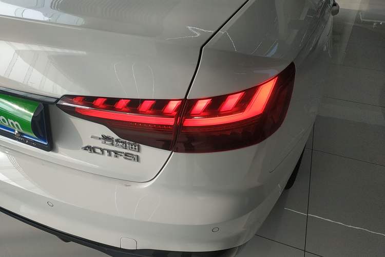 Used Audi A4L 2022 40 TFSI Luxury Dynamic Model