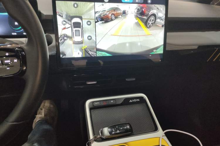 Used AION Y 2022 70 Tech Edition Lithium Iron Phosphate
