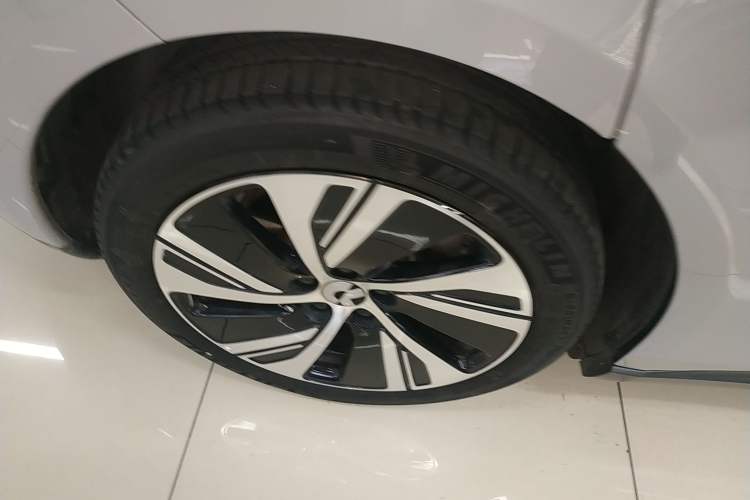 Used Nio ET5 2024 75 kWh
