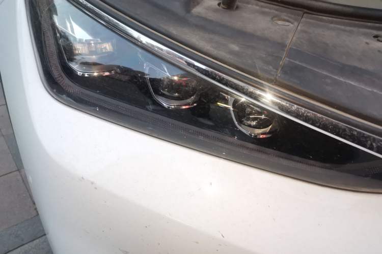 Used BYD Tang 2018 2.0T Automatic SmartConnect Prestige 7-Seater China V Standard
