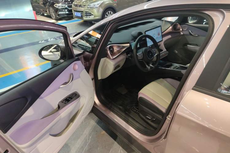 Used BYD Dolphin 2021 405 km Fashion Edition
