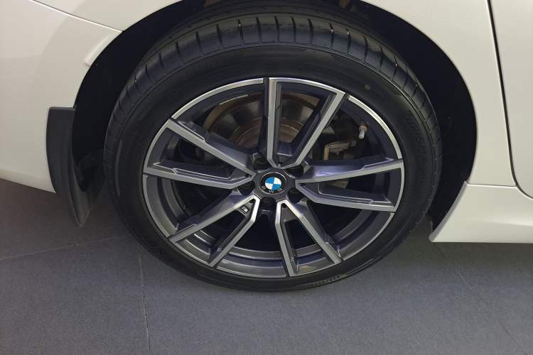 Used BMW 3 Series 2023 325Li M Sport Package